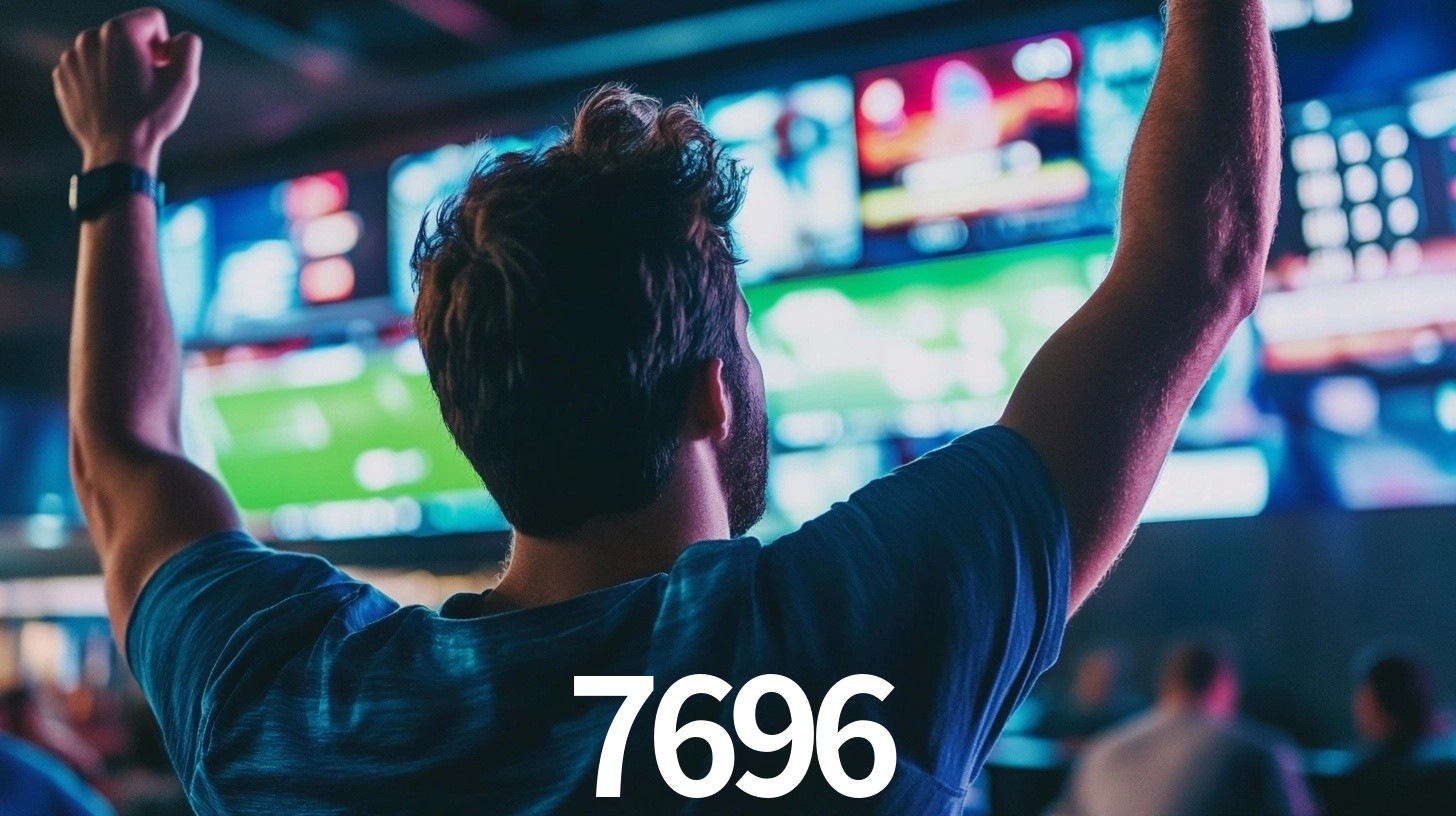 7696